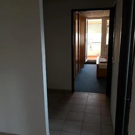 Business Or Family Luxurious 2 Bed With Kitchen & Balcony Διαμέρισμα *