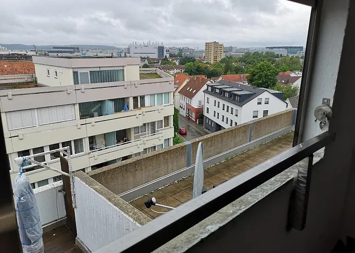 Sindel Living Apartment-business Luxurious 2 Bed With Kitchen & Balcony Sindelfingen
